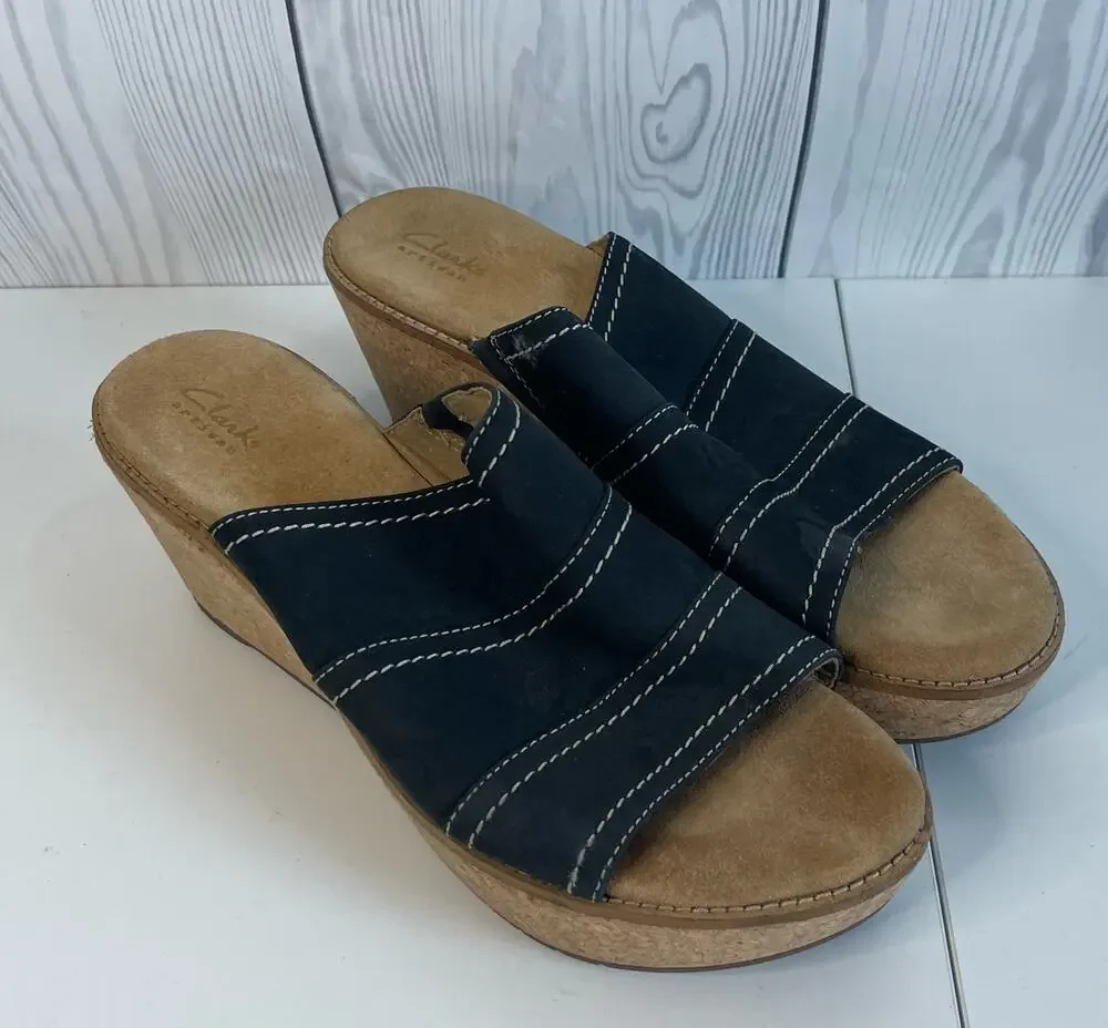 Clarks artisan Black Slip On Wedge Heel Aandals Cork Women’s Size 10 WIDE
